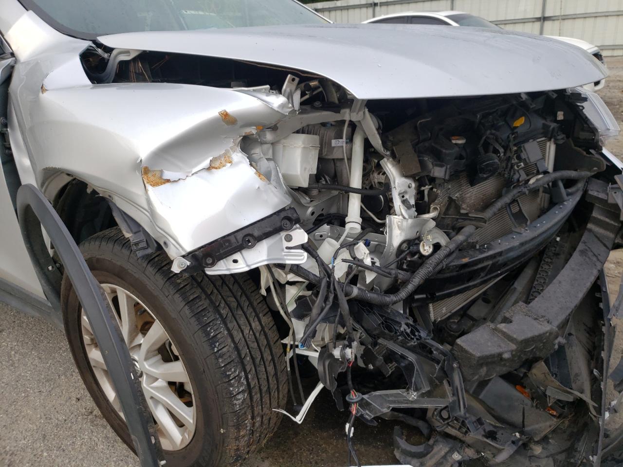 Photo 9 from auction – 2019 NISSAN ROGUE with VIN KNMAT2MV0KP529889