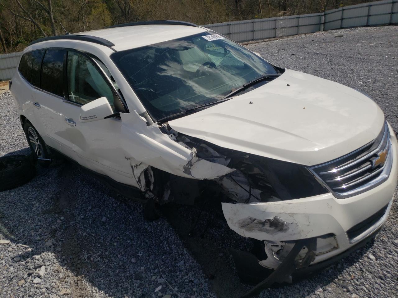 Photo 9 from auction – 2015 CHEVROLET TRAVERSE L with VIN 1GNKRGKD1FJ122903