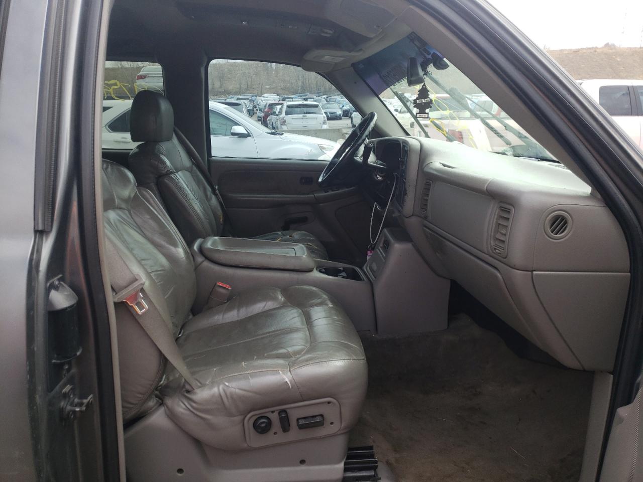 Photo 5 from auction – 2001 GMC NEW SIERRA with VIN 2GTEK19T011366095