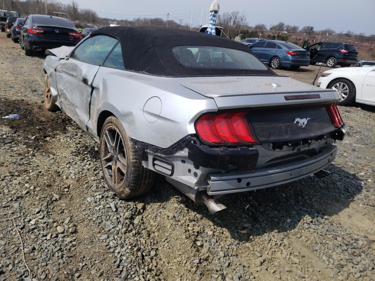 Photo 3 from auction – 2018 FORD MUSTANG with VIN 1FATP8UH6J5138739