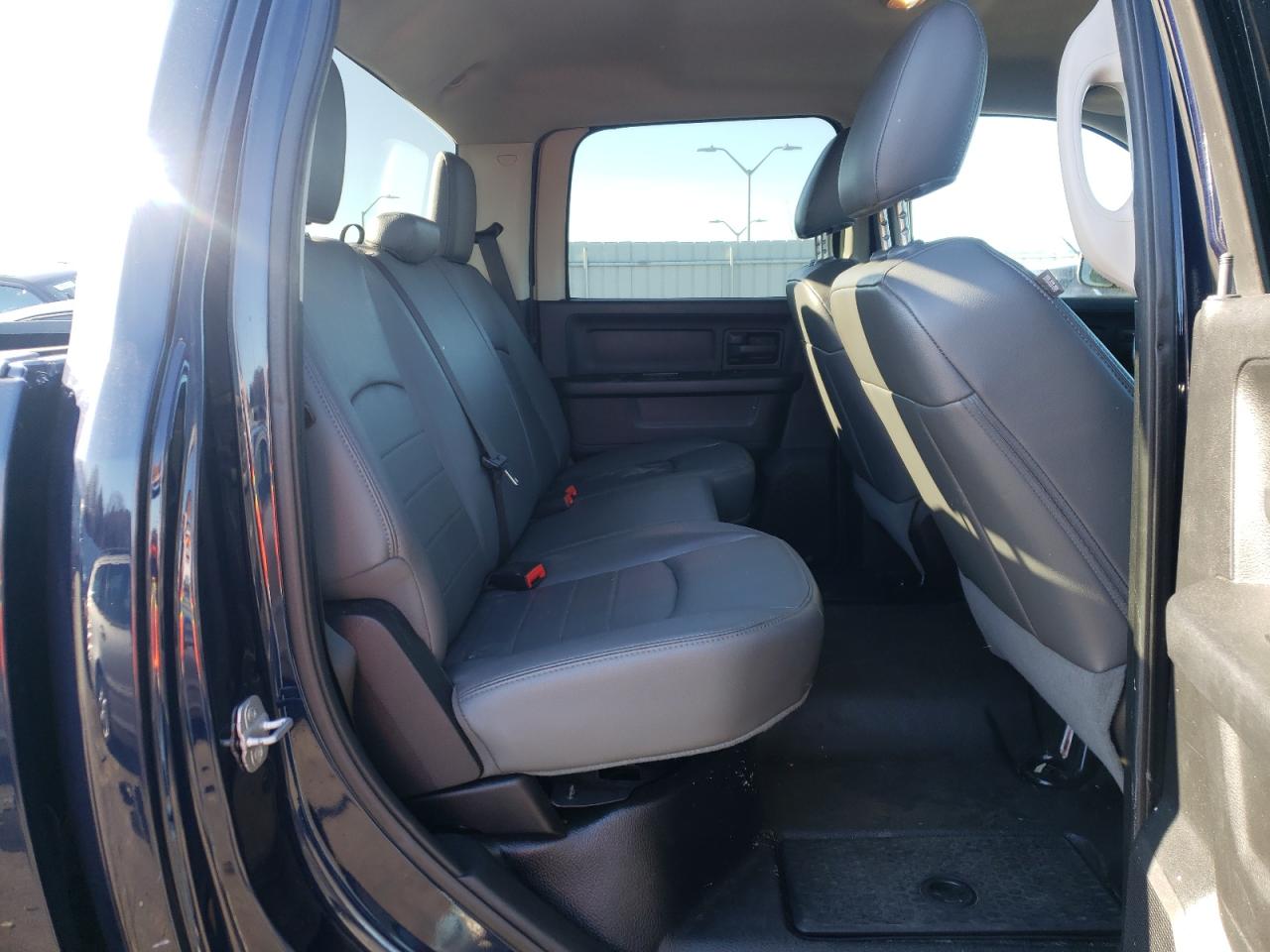 Photo 6 from auction – 2014 RAM 2500 ST with VIN 3C6TR5CT2EG237055