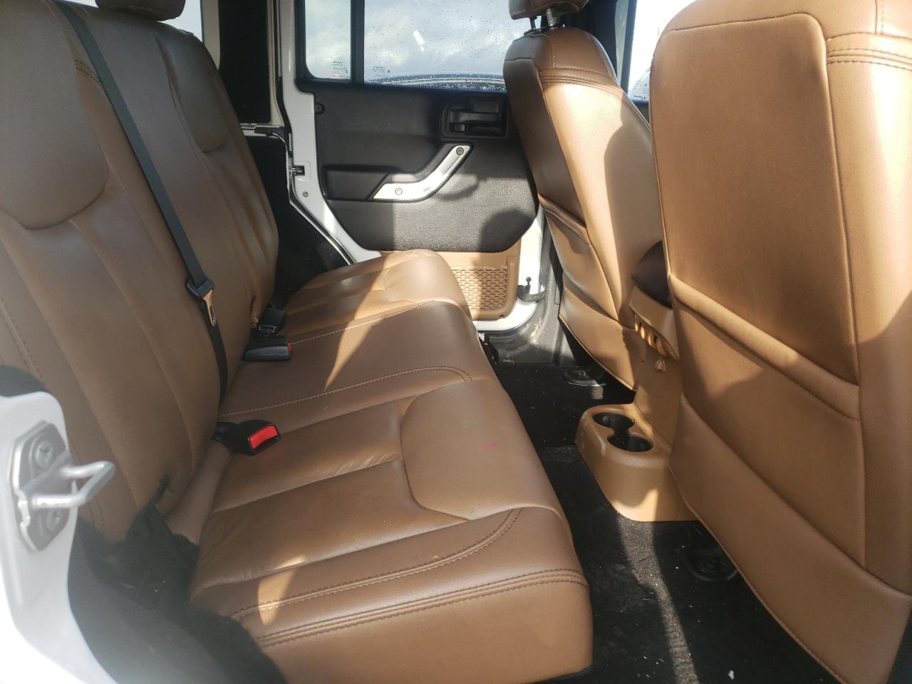 Photo 6 from auction – 2015 JEEP WRANGLER U with VIN 1C4BJWEG2FL536938