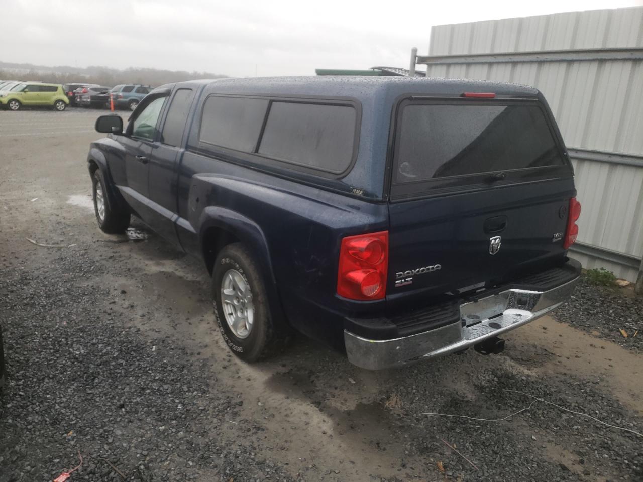 Photo 3 from auction – 2005 DODGE DAKOTA SLT with VIN 1D7HW42N15S315120