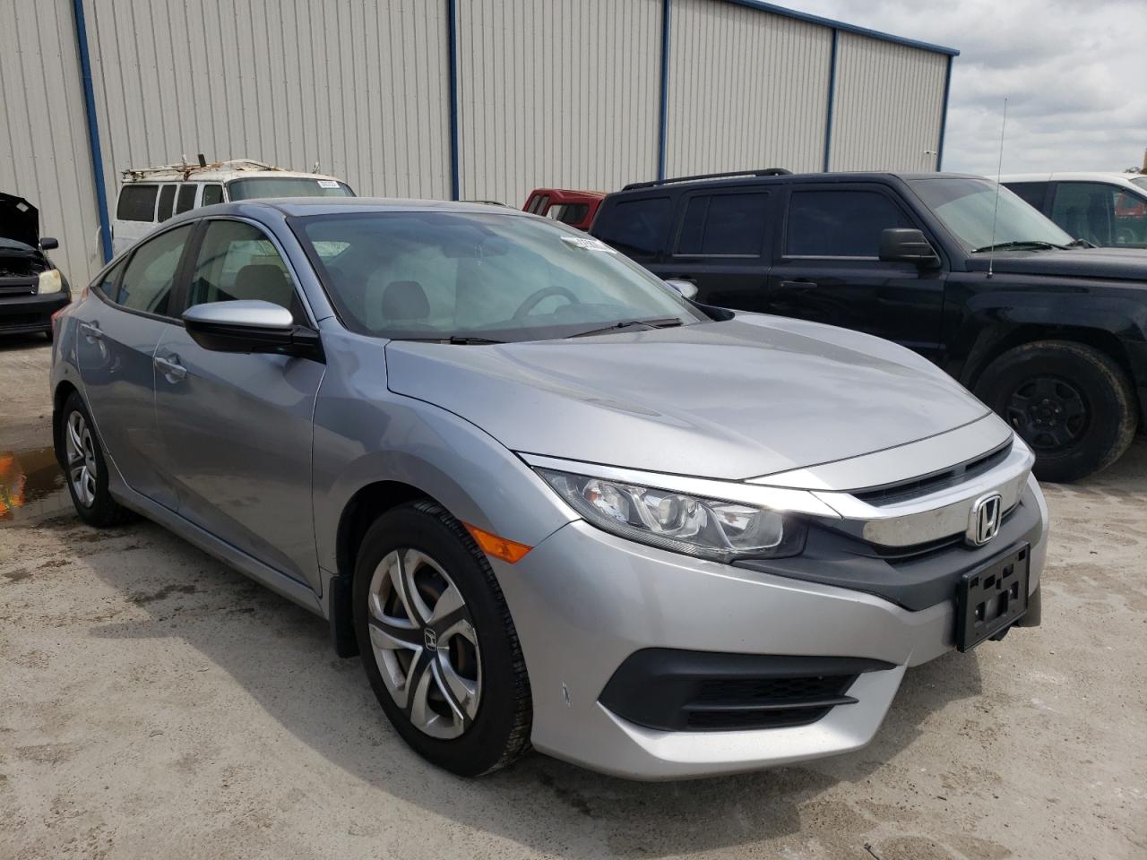 HONDA CIVIC 2016 with VIN 2HGFC2F53GH556407 - Photo from auction