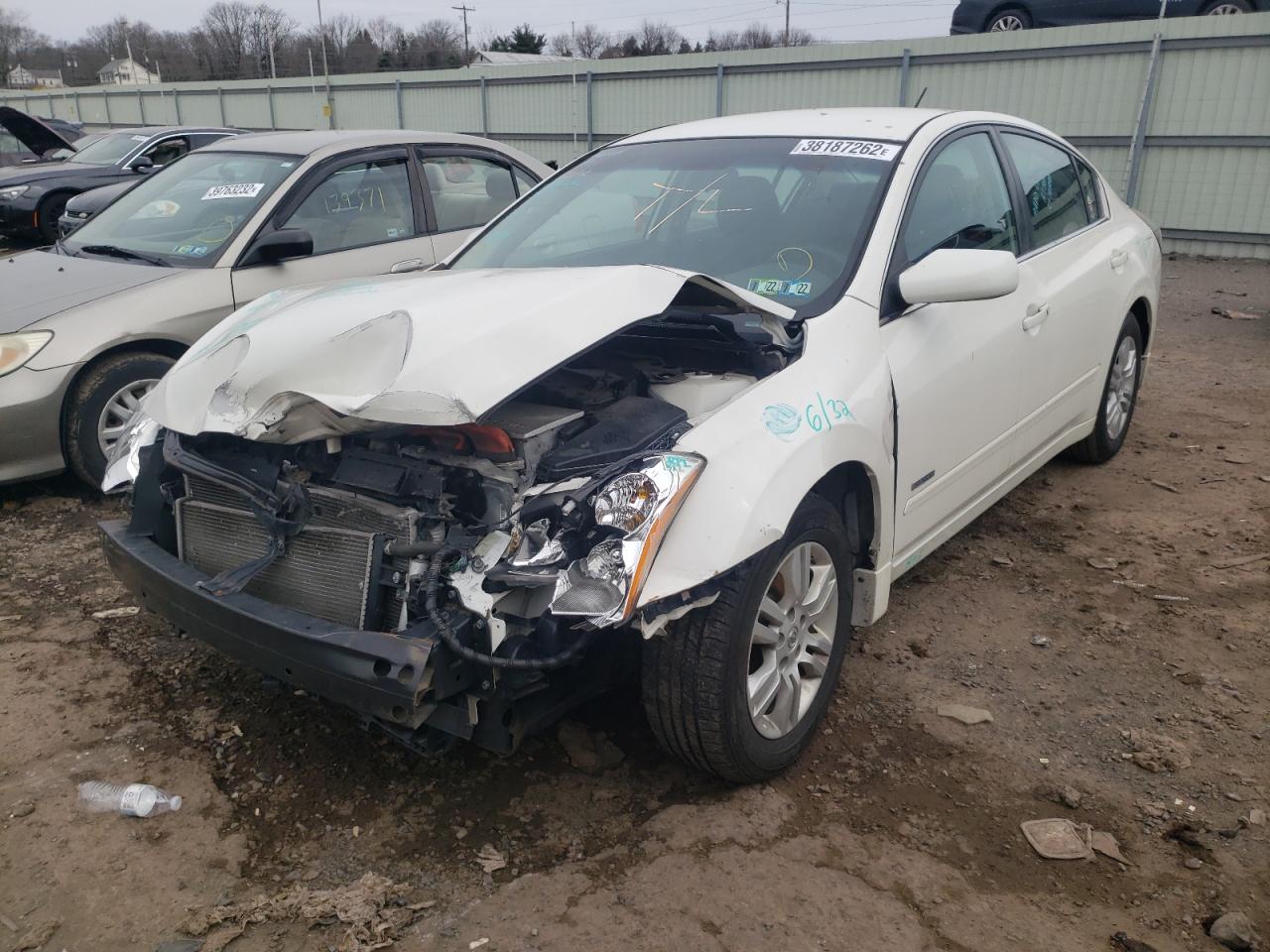 Photo 2 from auction – 2010 NISSAN ALTIMA HYB with VIN 1N4CL2AP8AC142128