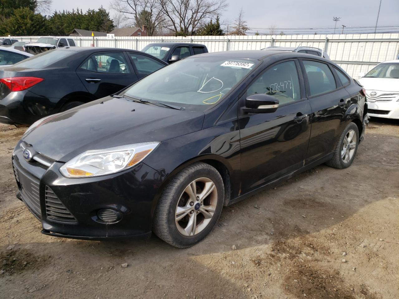 Photo 2 from auction – 2013 FORD FOCUS SE with VIN 1FADP3F26DL183227