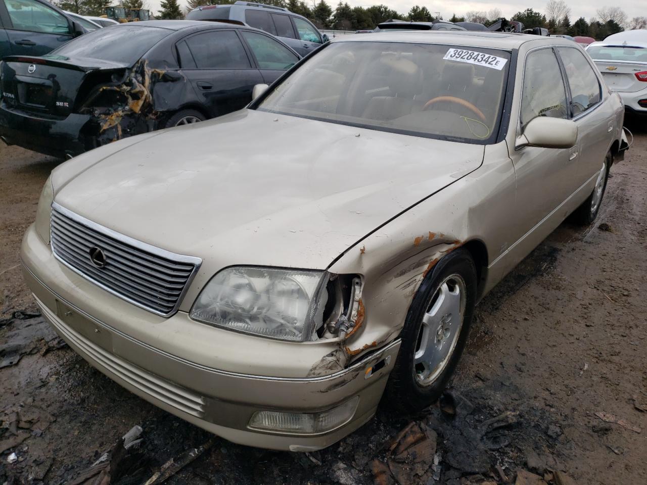 Photo 2 from auction – 2000 LEXUS LS 400 with VIN JT8BH28F4Y0179028