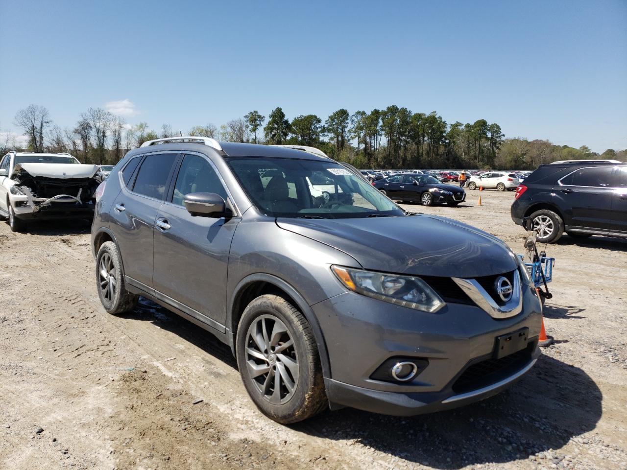 NISSAN ROGUE S 2014 with VIN 5N1AT2MT1EC839684 - Photo from auction
