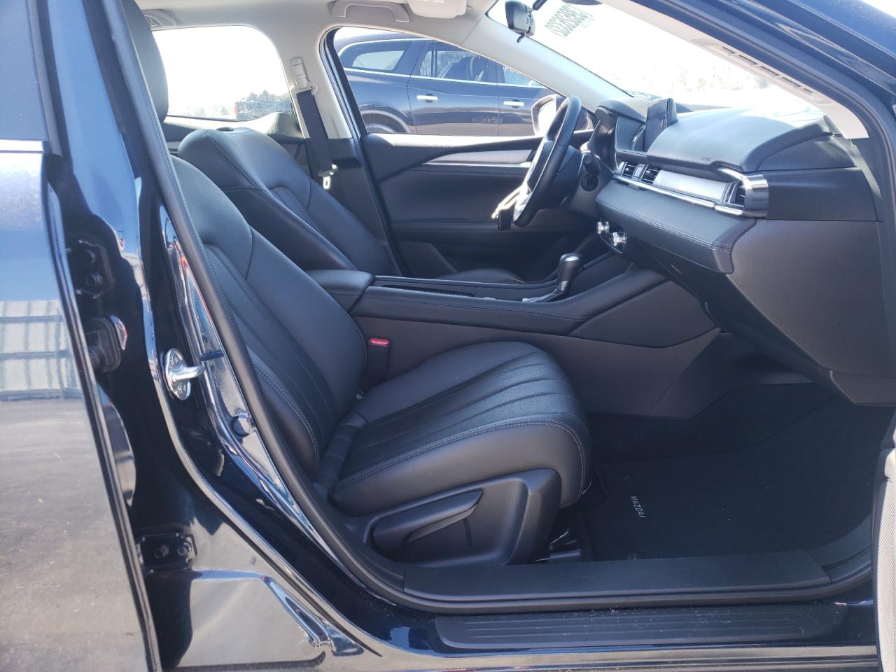 Photo 5 from auction – 2021 MAZDA 6 TOURING with VIN JM1GL1VMXM1612701