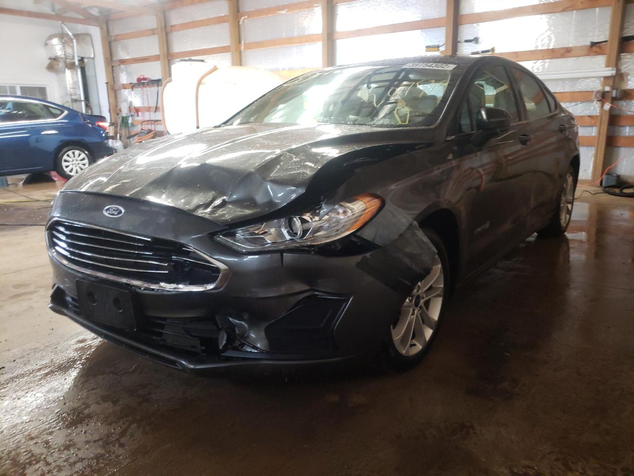 Photo 2 from auction – 2019 FORD FUSION SE with VIN 3FA6P0LU3KR207530