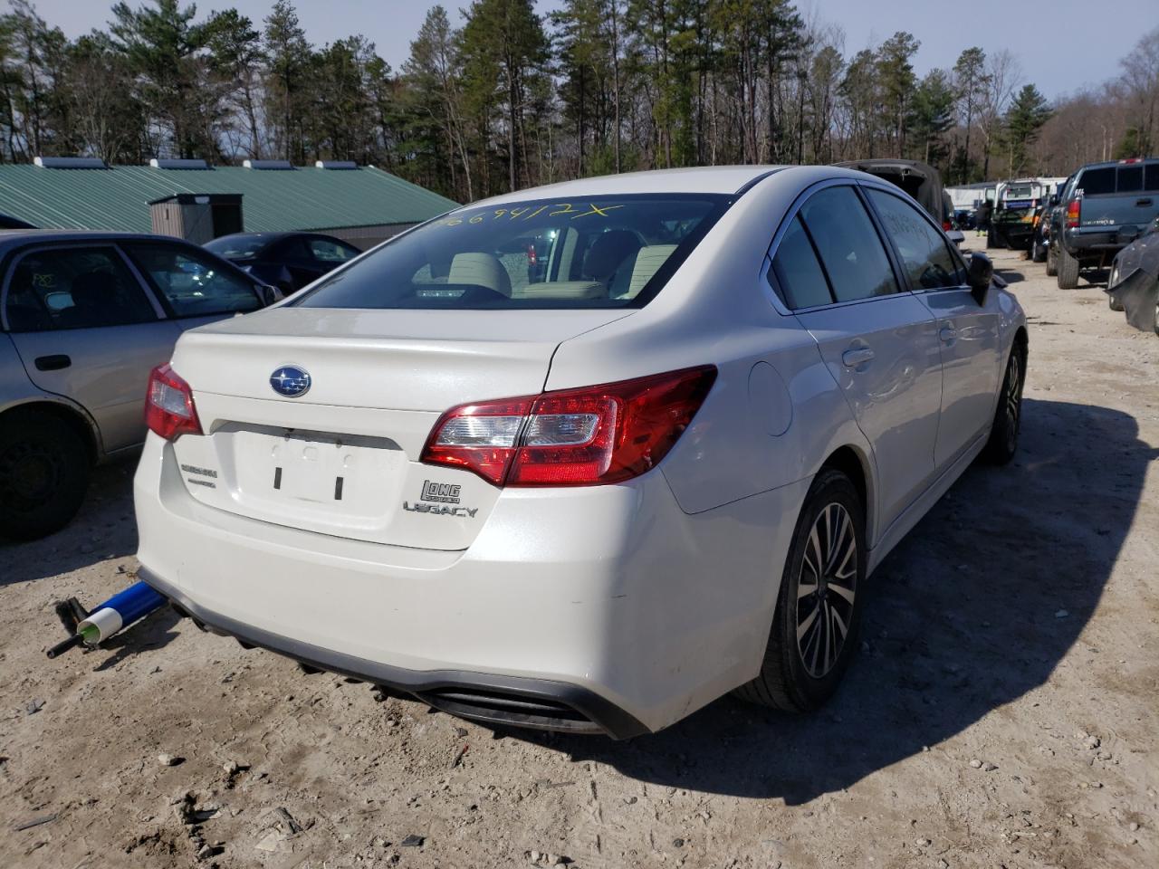 Photo 4 from auction – 2018 SUBARU LEGACY 2.5 with VIN 4S3BNAB66J3014258