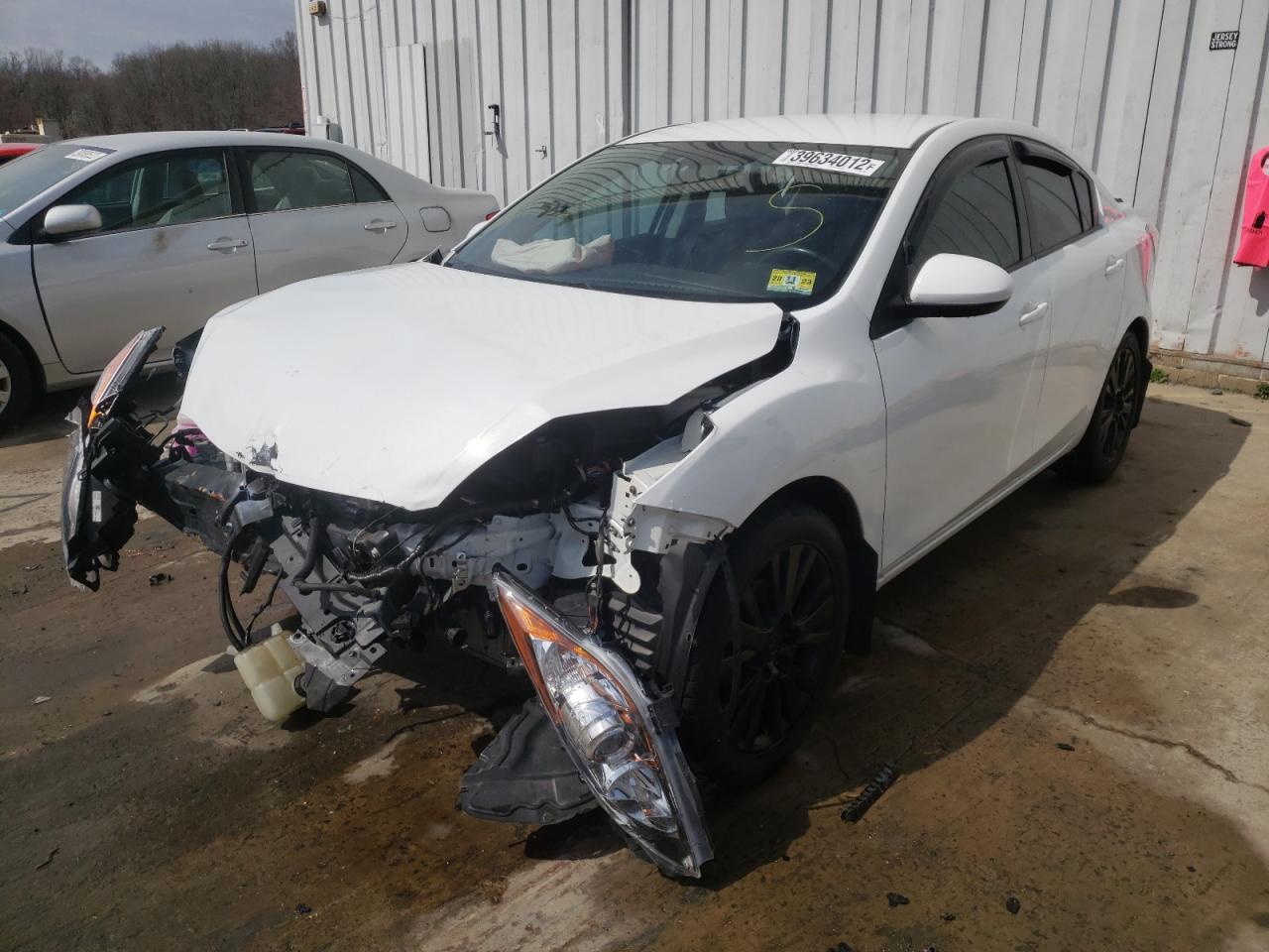 Photo 2 from auction – 2012 MAZDA 3 I with VIN JM1BL1V87C1591026