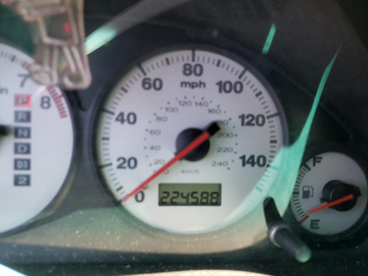 Photo 8 from auction – 2002 HONDA CIVIC LX with VIN 2HGES16592H556977