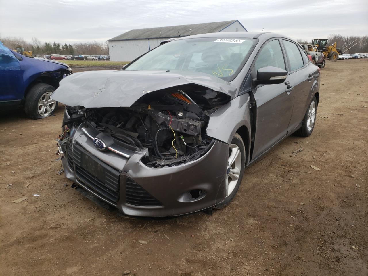 Photo 2 from auction – 2014 FORD FOCUS SE with VIN 1FADP3F23EL359121