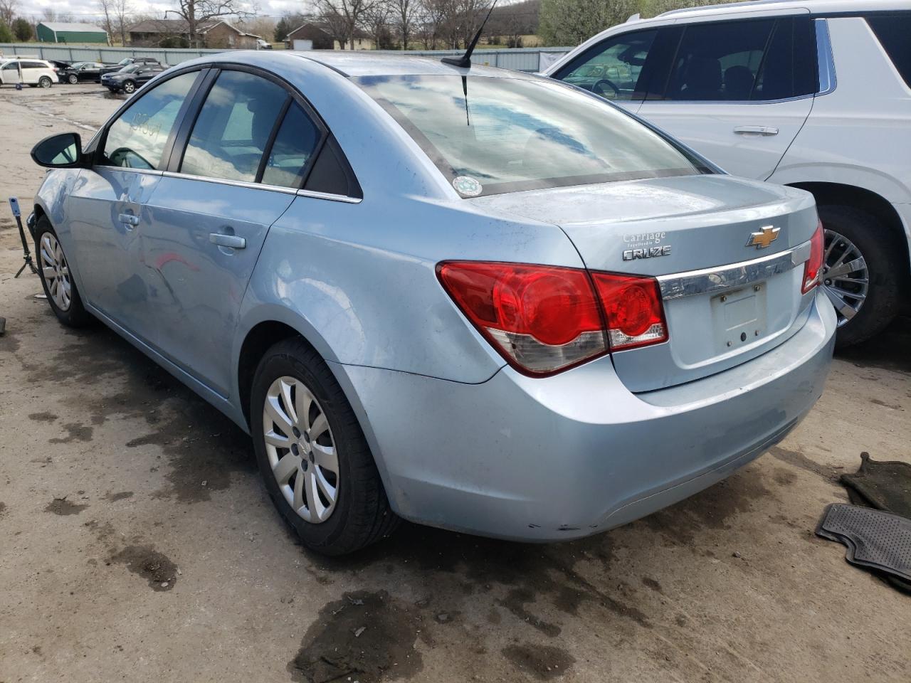 Photo 3 from auction – 2011 CHEVROLET CRUZE LS with VIN 1G1PC5SH5B7229833