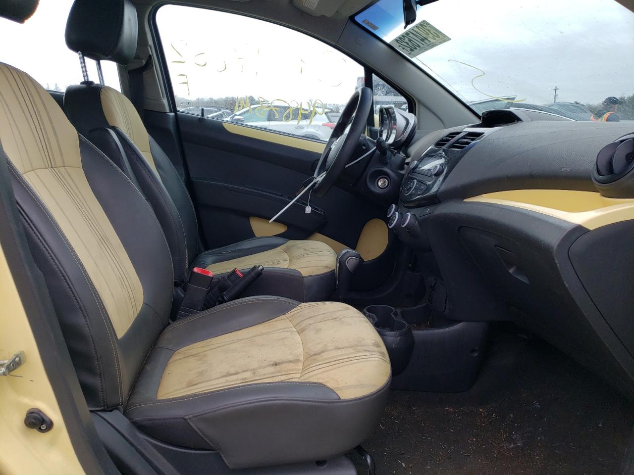 Photo 5 from auction – 2014 CHEVROLET SPARK LS with VIN KL8CB6S99EC522257