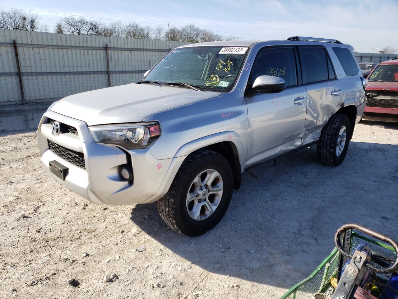 Photo 2 from auction – 2016 TOYOTA 4RUNNER SR with VIN JTEZU5JR8G5129165