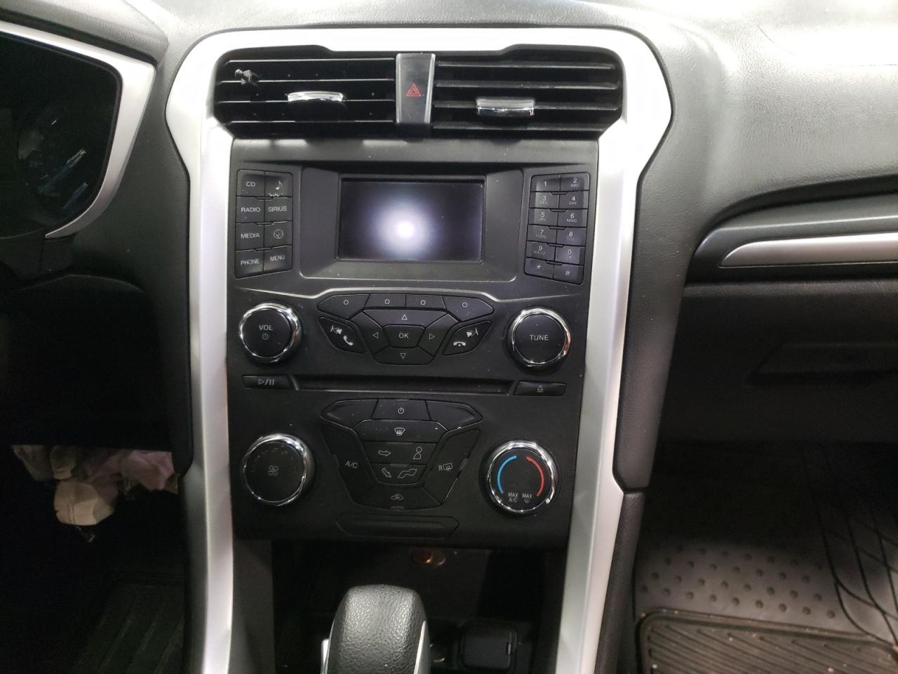 Foto 9 de la subasta – 2016 FORD FUSION SE con VIN 3FA6P0HD3GR247977