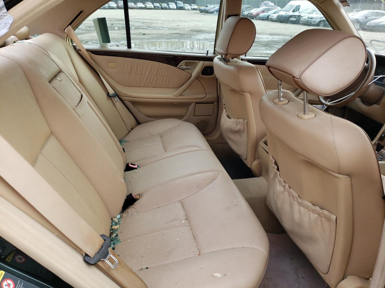 Photo 6 from auction – 2002 MERCEDES-BENZ E 320 4MAT with VIN WDBJF82J02X067861