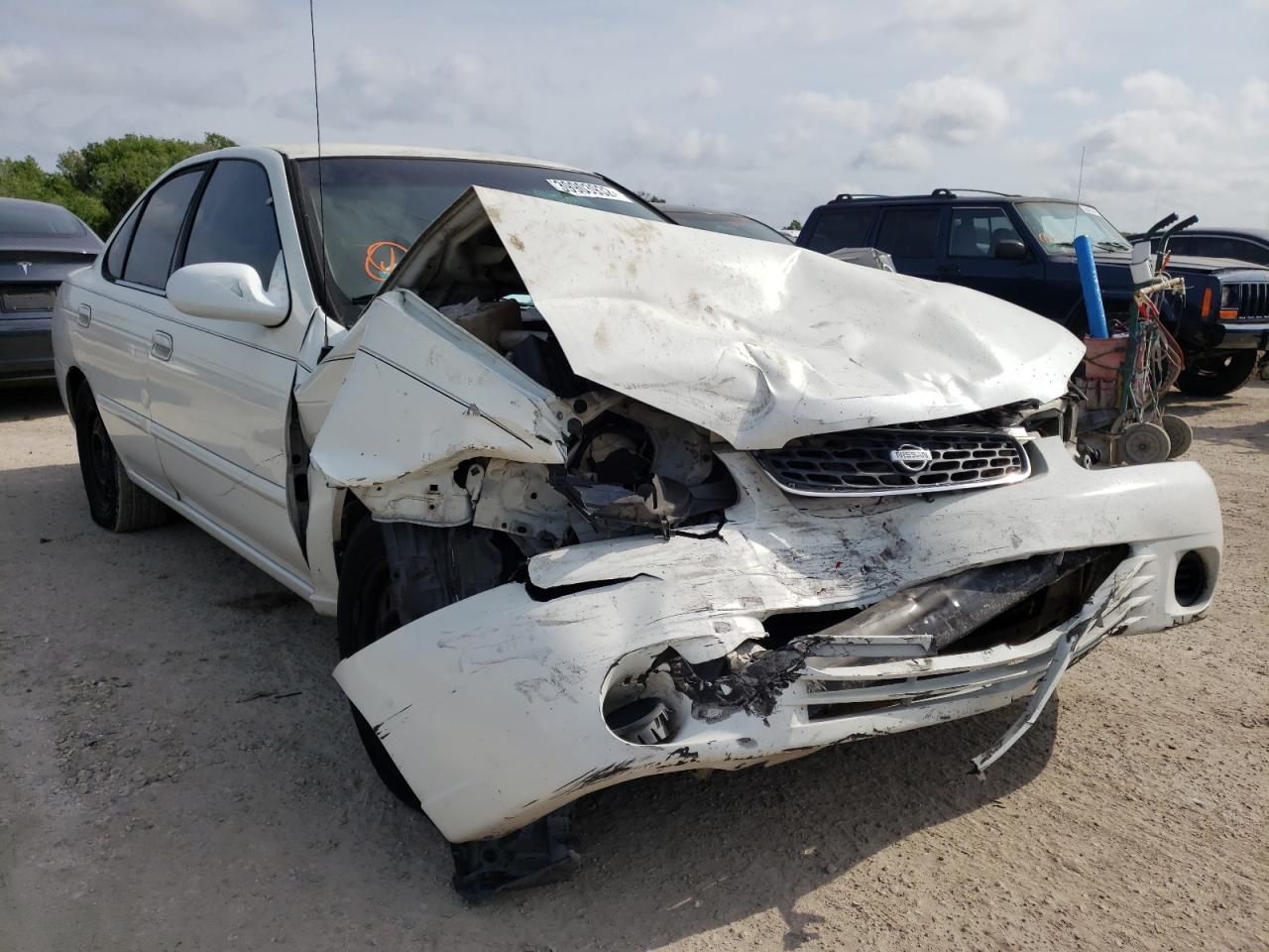 NISSAN SENTRA BAS 2000 with VIN 3N1CB51D9YL326094 - Photo from auction
