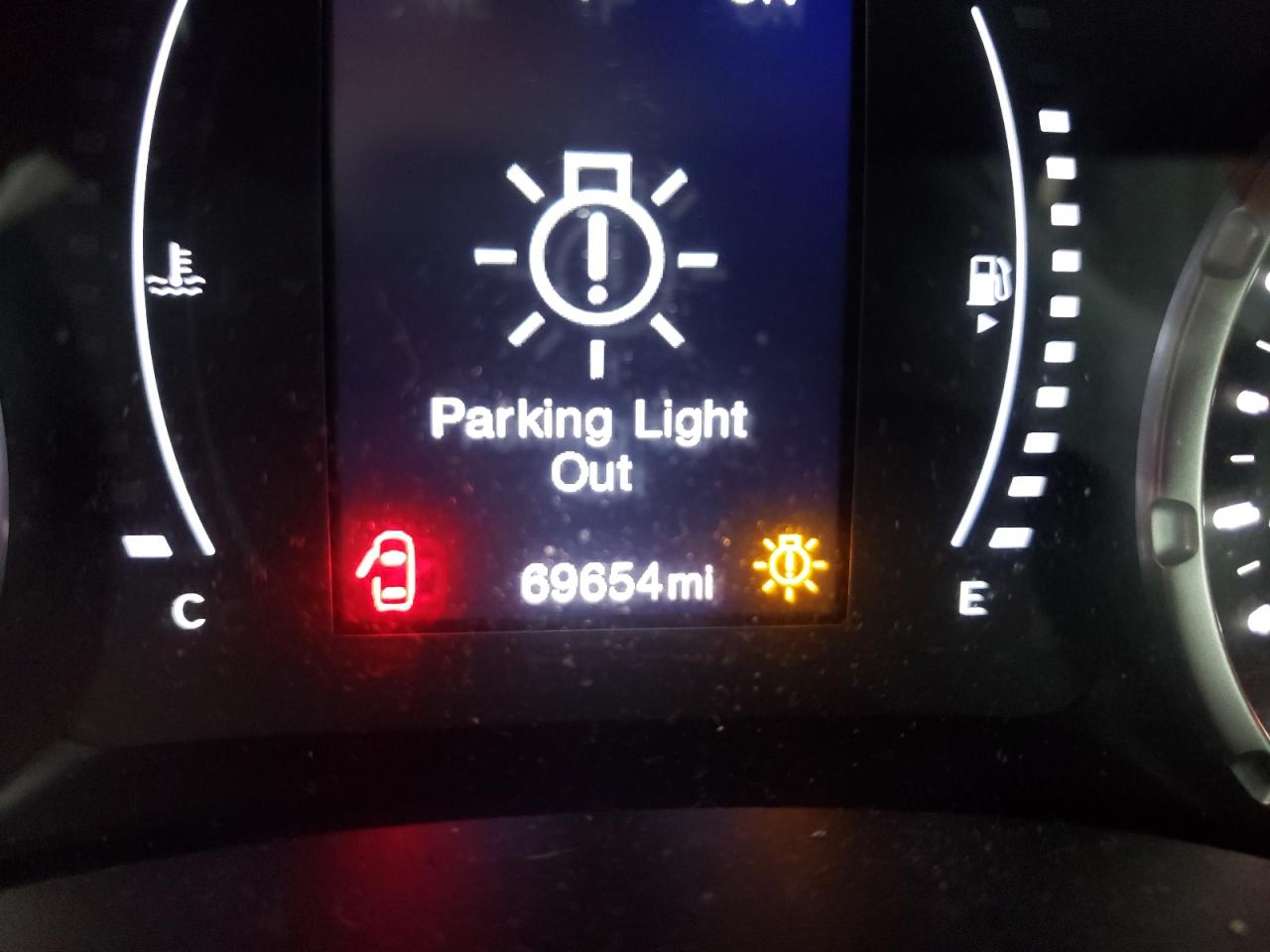 Photo 8 from auction – 2018 JEEP RENEGADE S with VIN ZACCJBAB5JPH58594