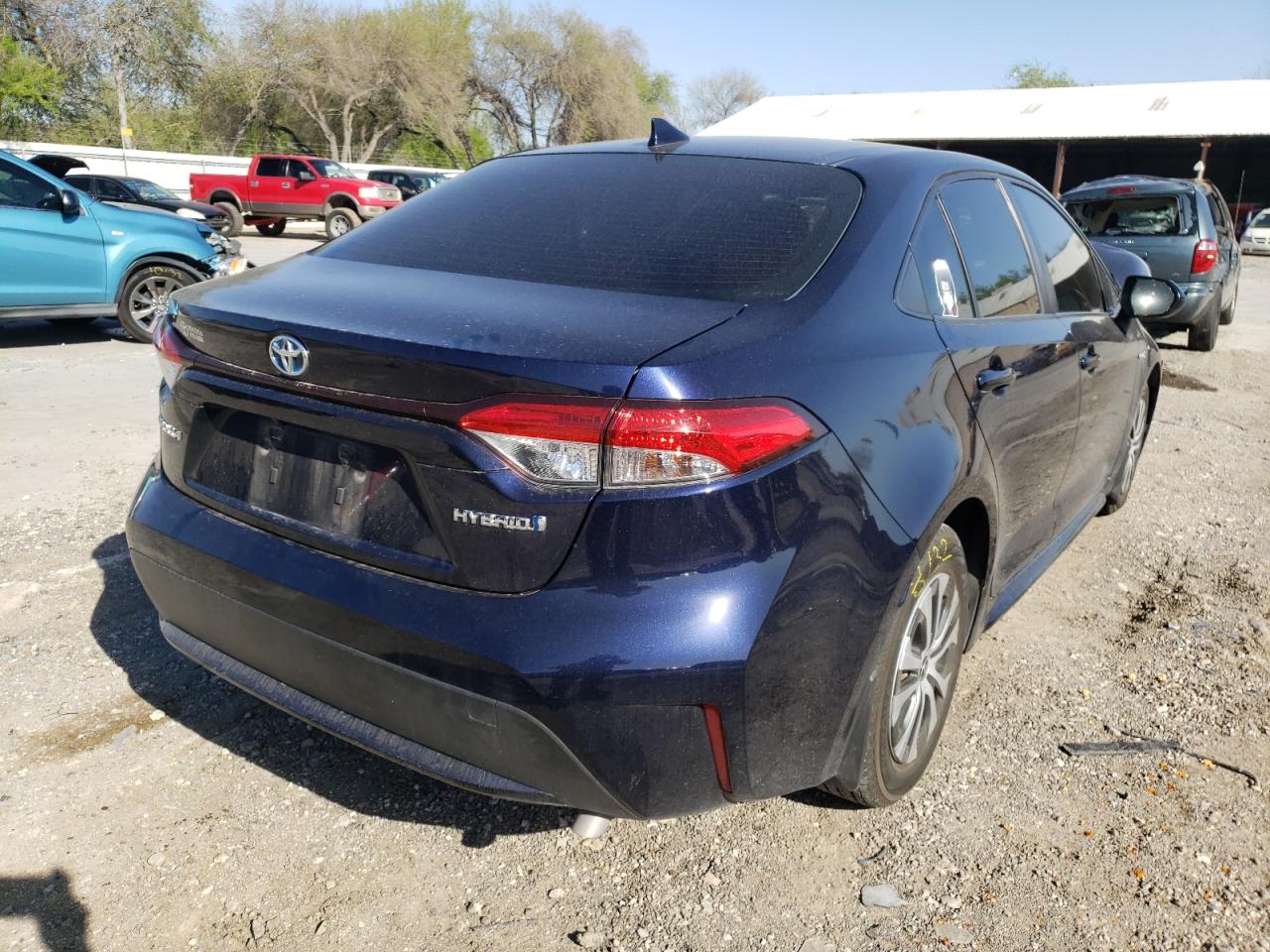Photo 4 from auction – 2021 TOYOTA COROLLA LE with VIN JTDEAMDE0MJ008003