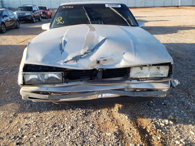Photo 9 from auction – 1989 OLDSMOBILE 98 REGENCY with VIN 1G3CX54C2K1319164
