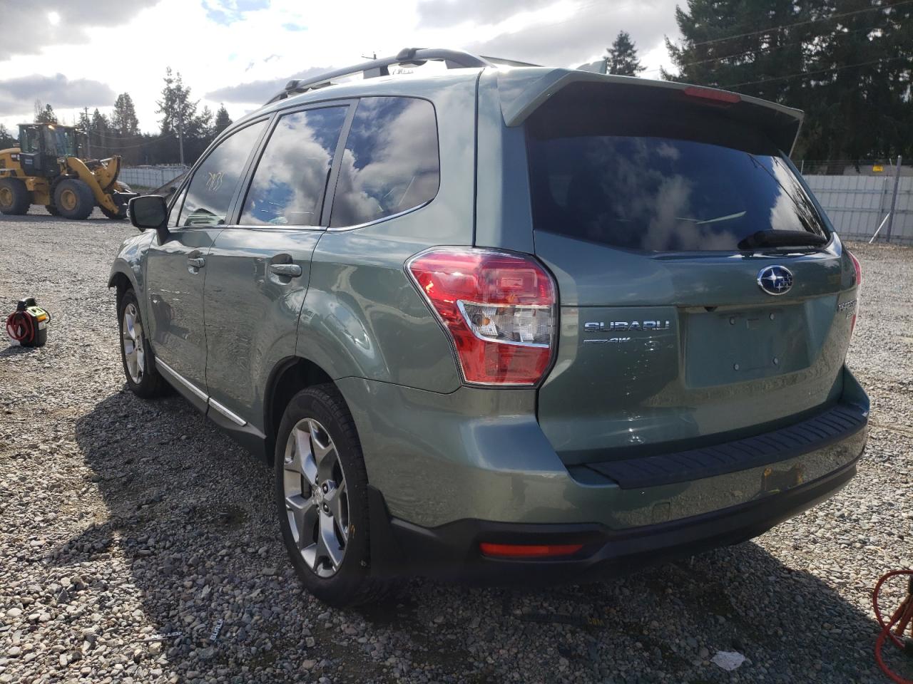 Photo 3 from auction – 2016 SUBARU FORESTER 2 with VIN JF2SJAXC8GH445353