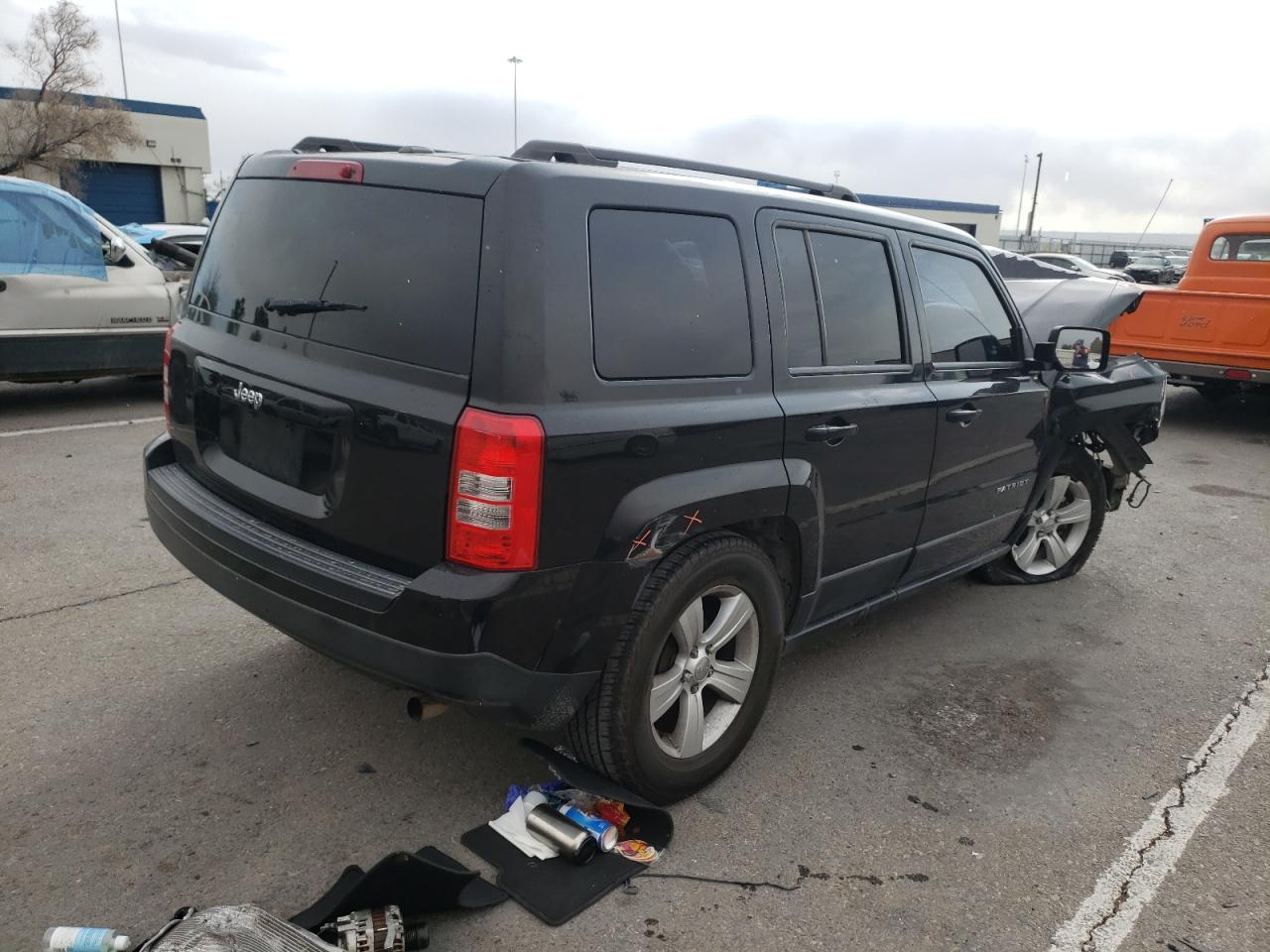Photo 4 from auction – 2016 JEEP PATRIOT SP with VIN 1C4NJPBB8GD562841
