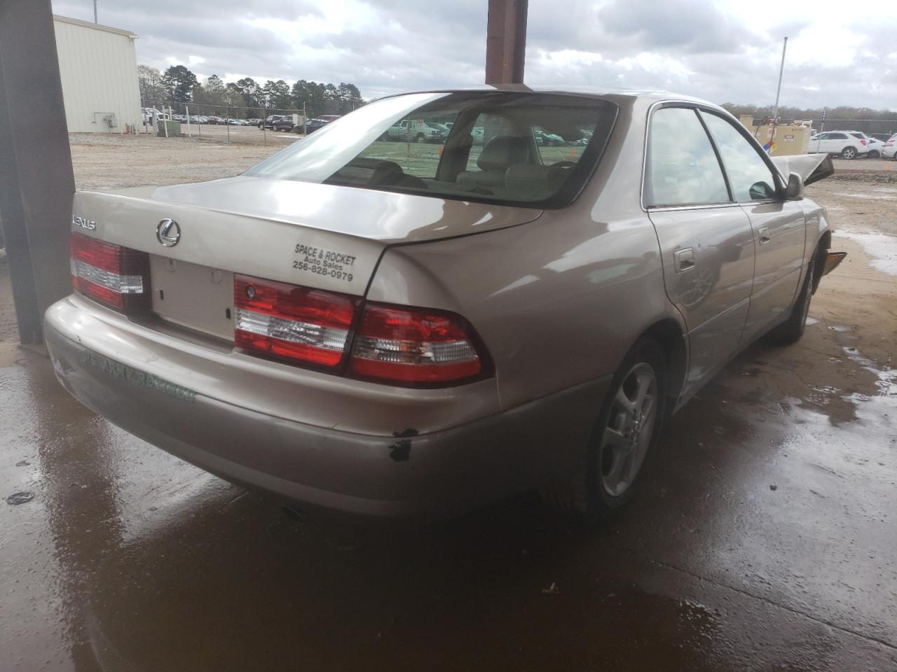 Photo 4 from auction – 2000 LEXUS ES 300 with VIN JT8BF28G8Y5099796