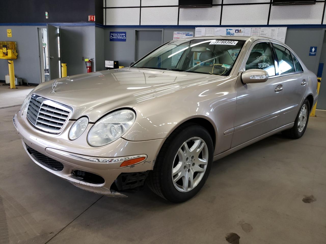 Photo 2 from auction – 2004 MERCEDES-BENZ E 320 with VIN WDBUF65J74A537144