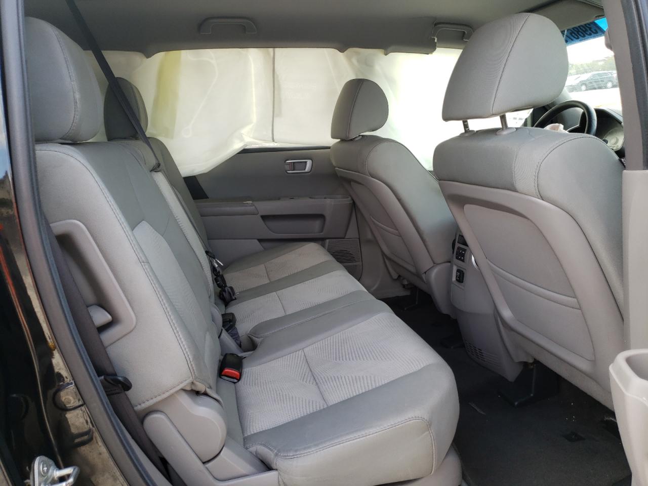 Photo 6 from auction – 2012 HONDA PILOT LX with VIN 5FNYF3H26CB009834