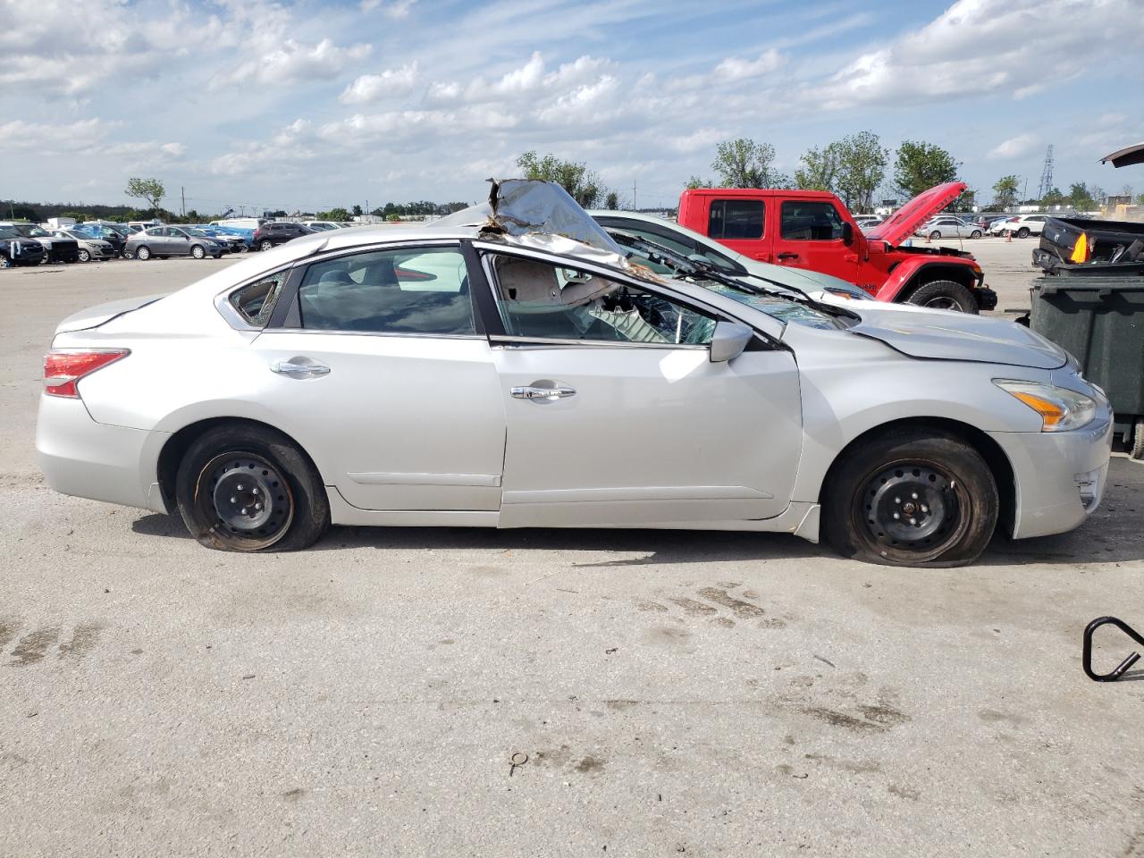 Photo 9 from auction – 2015 NISSAN ALTIMA 2.5 with VIN 1N4AL3AP3FC594959
