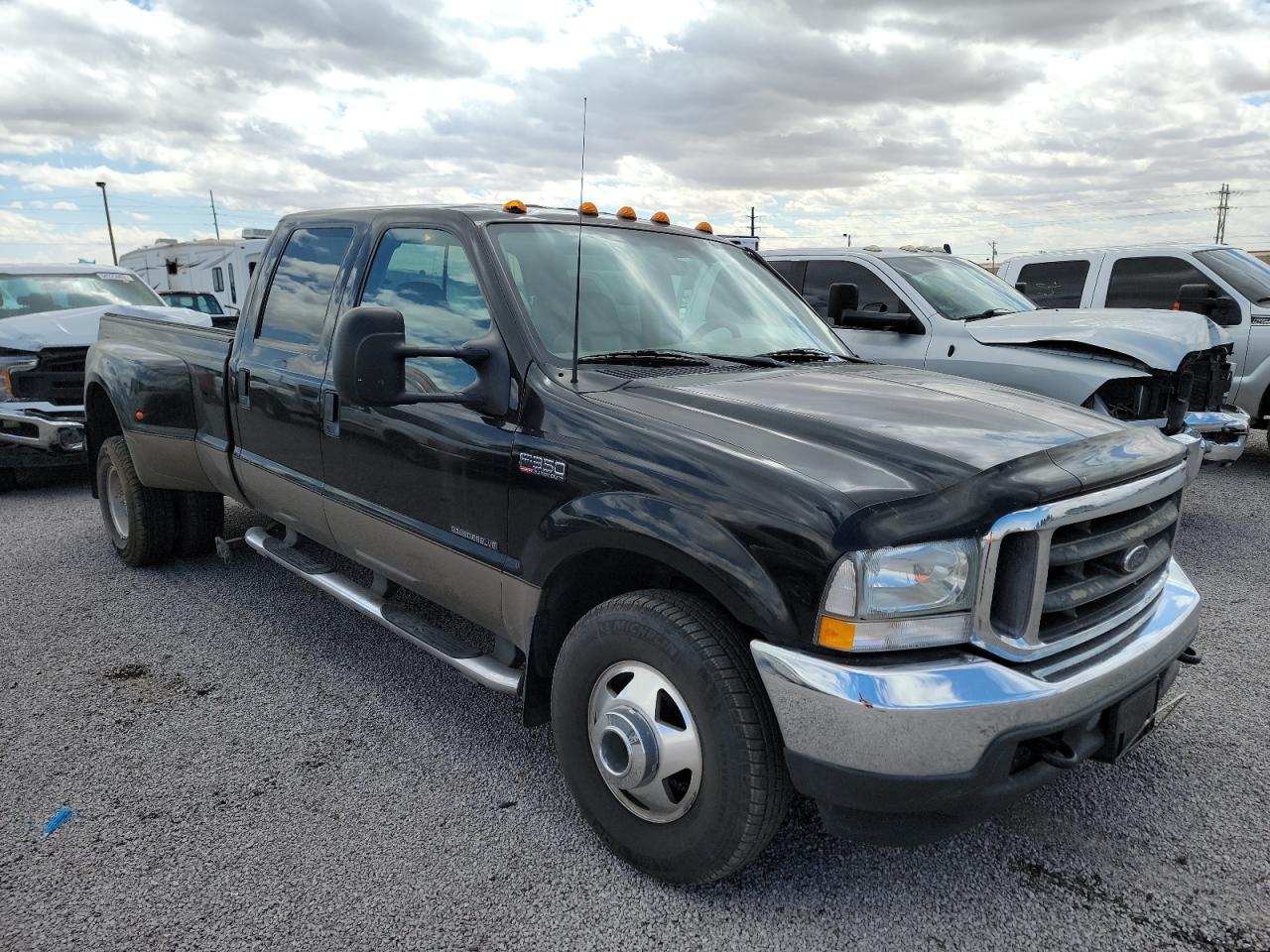 FORD F350 SUPER 2003 with VIN 1FTWW33F73EB13249 - Photo from auction