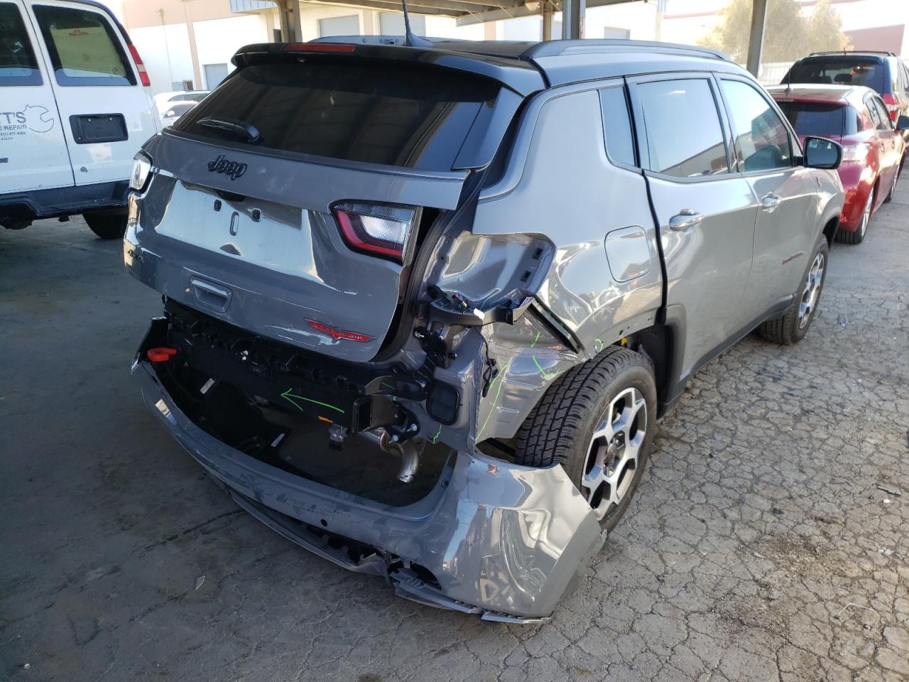 Photo 4 from auction – 2022 JEEP COMPASS TR with VIN 3C4NJDDB8NT131760