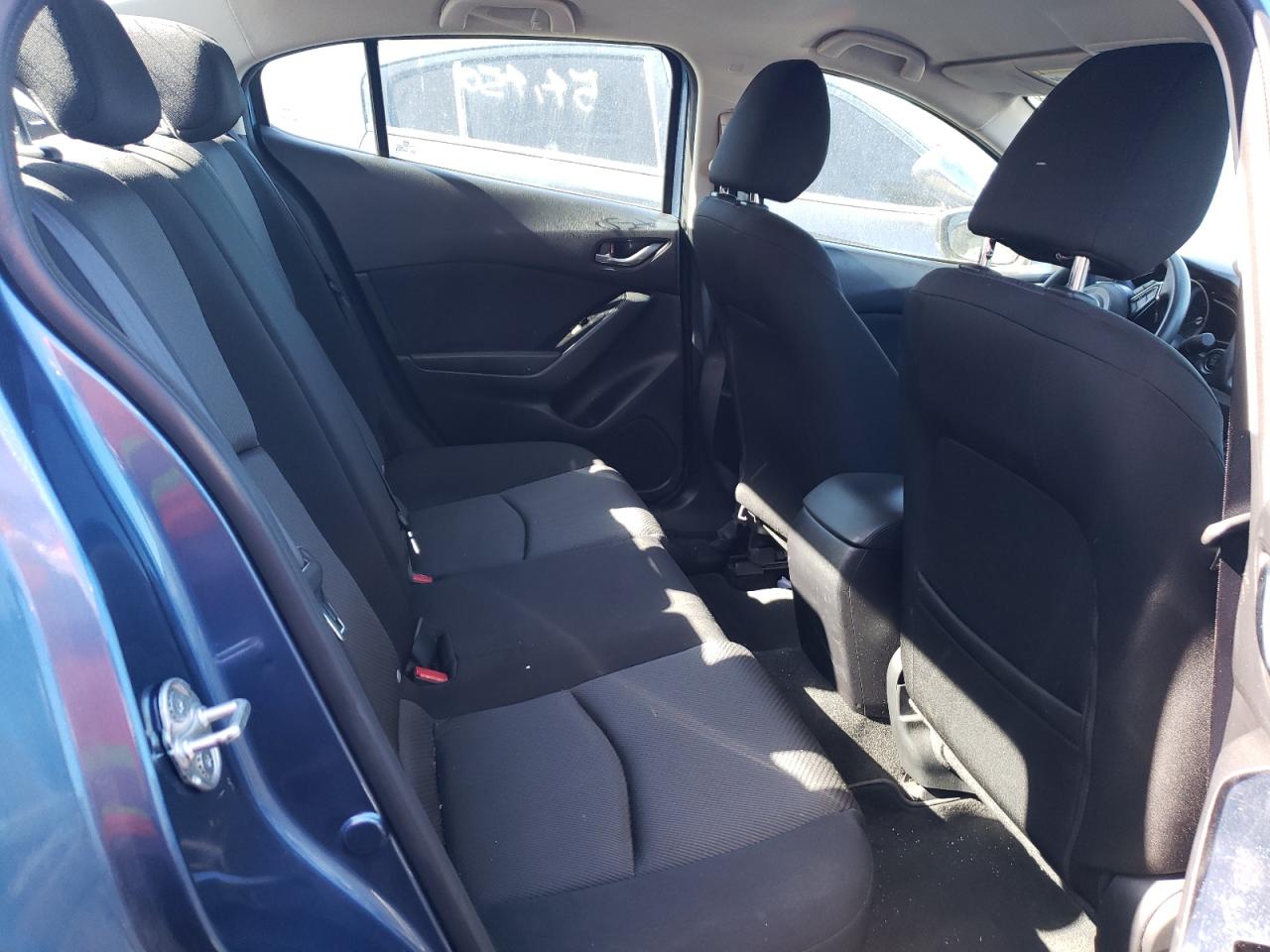 Photo 6 from auction – 2017 MAZDA 3 SPORT with VIN 3MZBN1U74HM100308