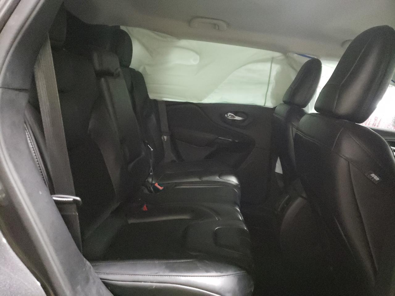 Photo 6 from auction – 2021 JEEP CHEROKEE L with VIN 1C4PJMLBXMD137400