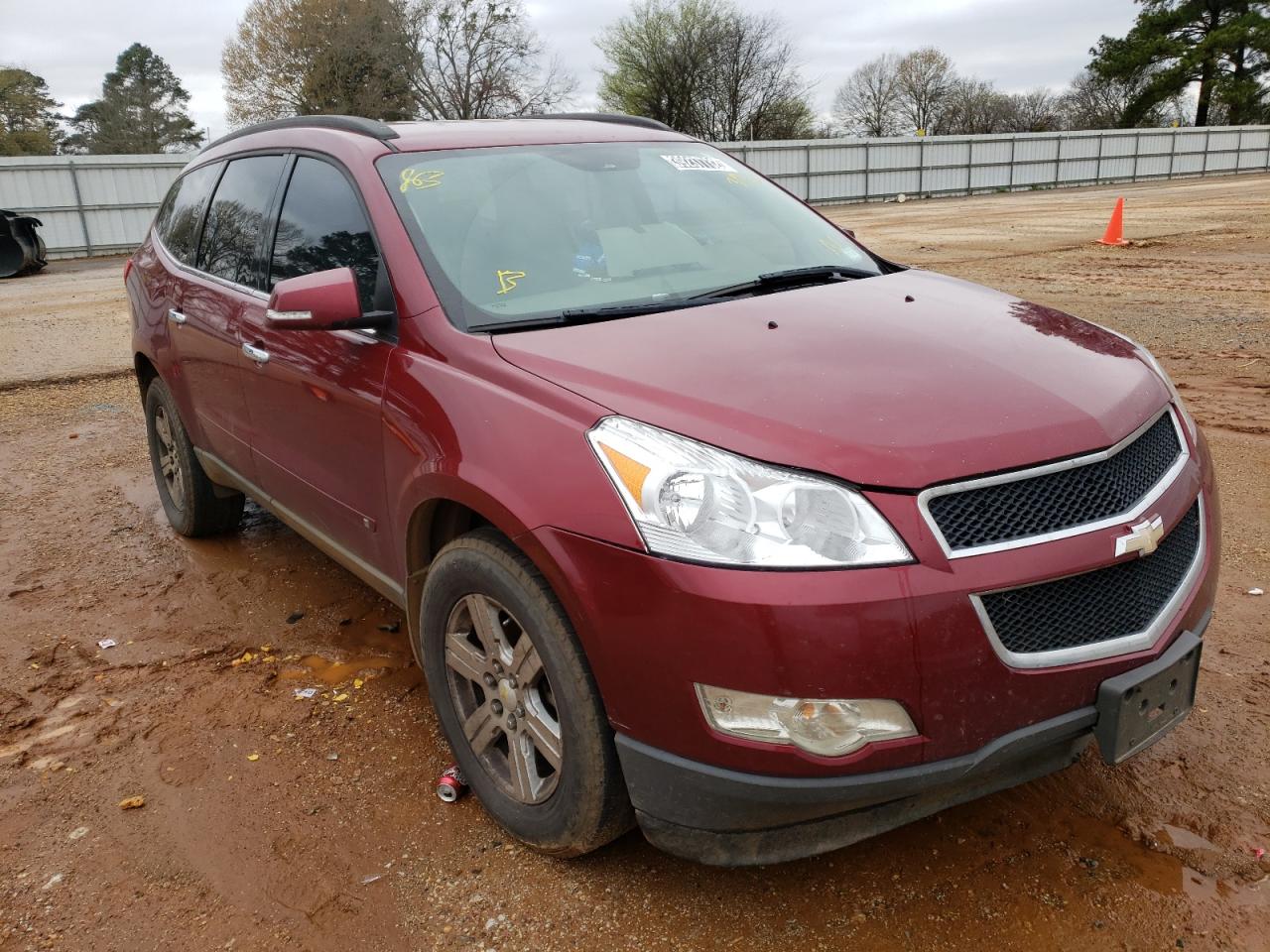 CHEVROLET TRAVERSE L 2010 with VIN 1GNLRGED3AS103952 - Photo from auction