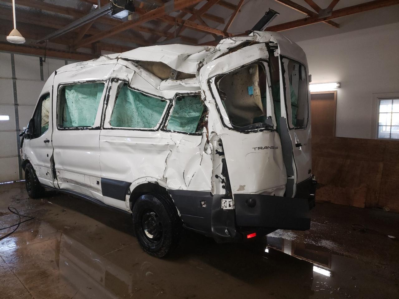 Photo 3 from auction – 2015 FORD TRANSIT T- with VIN 1FBZX2CM1FKB00106
