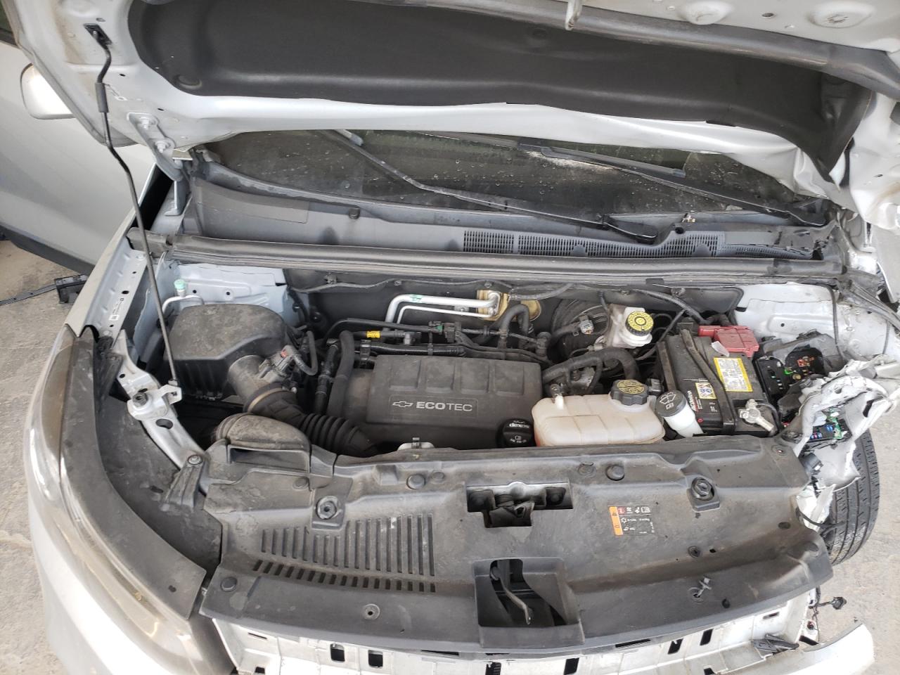 Photo 7 from auction – 2018 CHEVROLET TRAX LS with VIN KL7CJKSBXJB720719