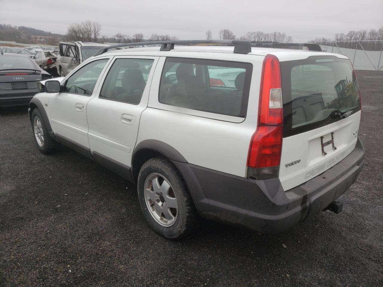 Photo 3 from auction – 2004 VOLVO XC70 with VIN YV1SZ59H941146461
