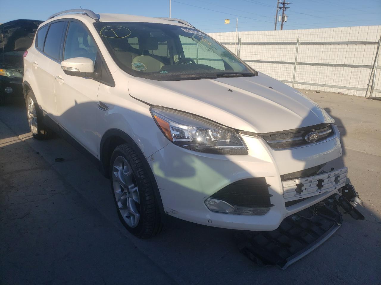 FORD ESCAPE TIT 2014 z numerem VIN 1FMCU9J95EUB79960 - Zdjęcie z aukcji