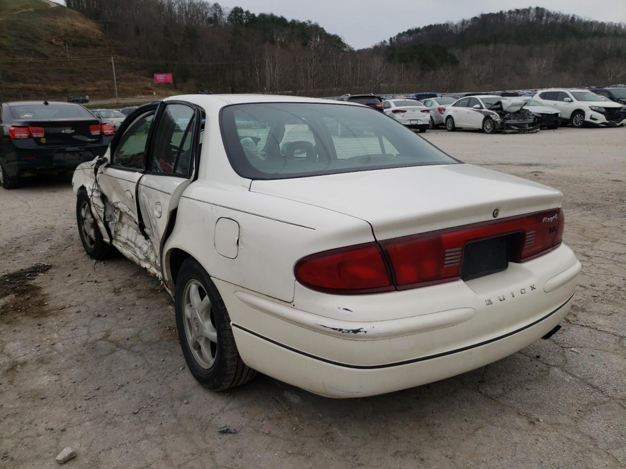 Photo 3 from auction – 2001 BUICK REGAL LS with VIN 2G4WB55K011317564