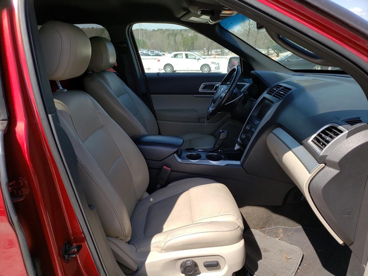 Photo 5 from auction – 2013 FORD EXPLORER X with VIN 1FM5K7D81DGB39023
