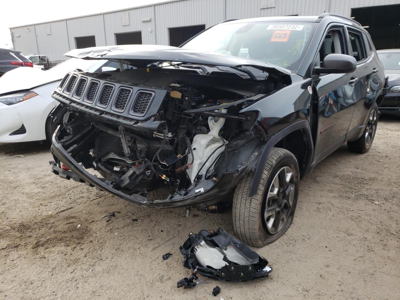 Photo 2 from auction – 2018 JEEP COMPASS TR with VIN 3C4NJDDB0JT401770