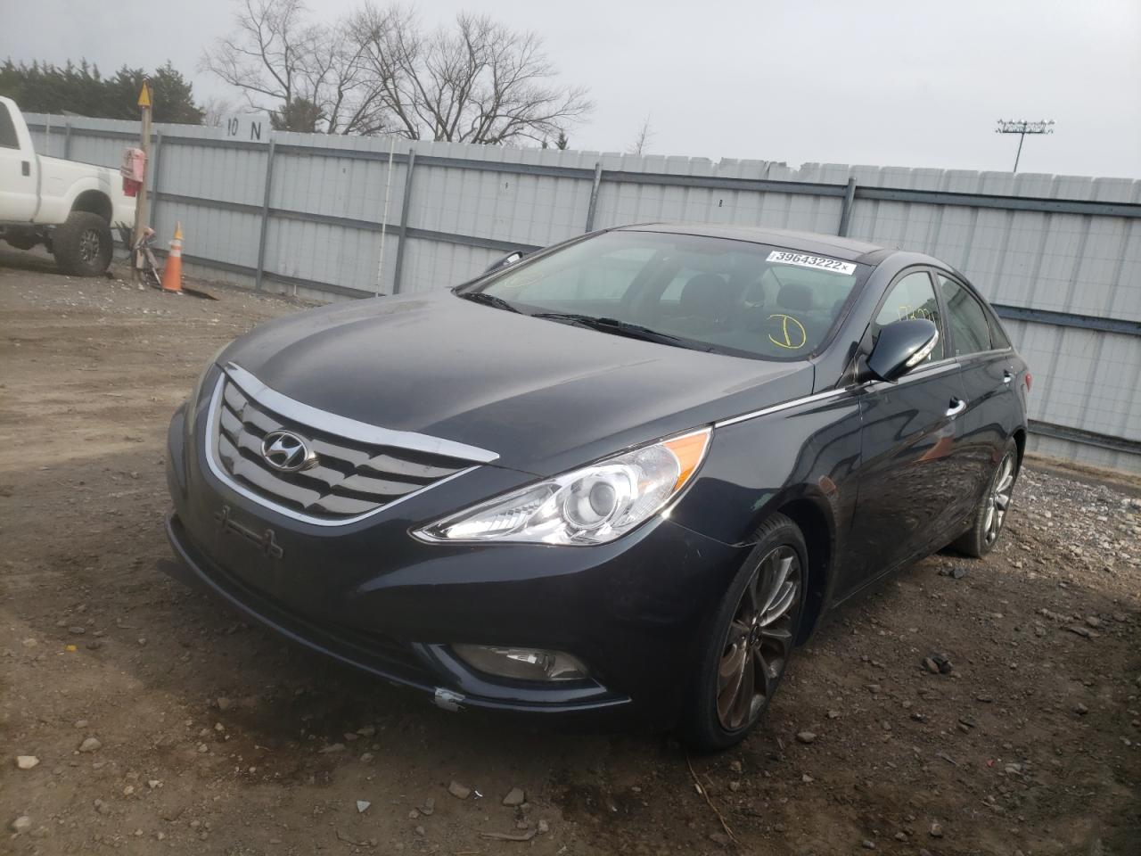 Photo 2 from auction – 2012 HYUNDAI SONATA SE with VIN 5NPEC4ABXCH354975