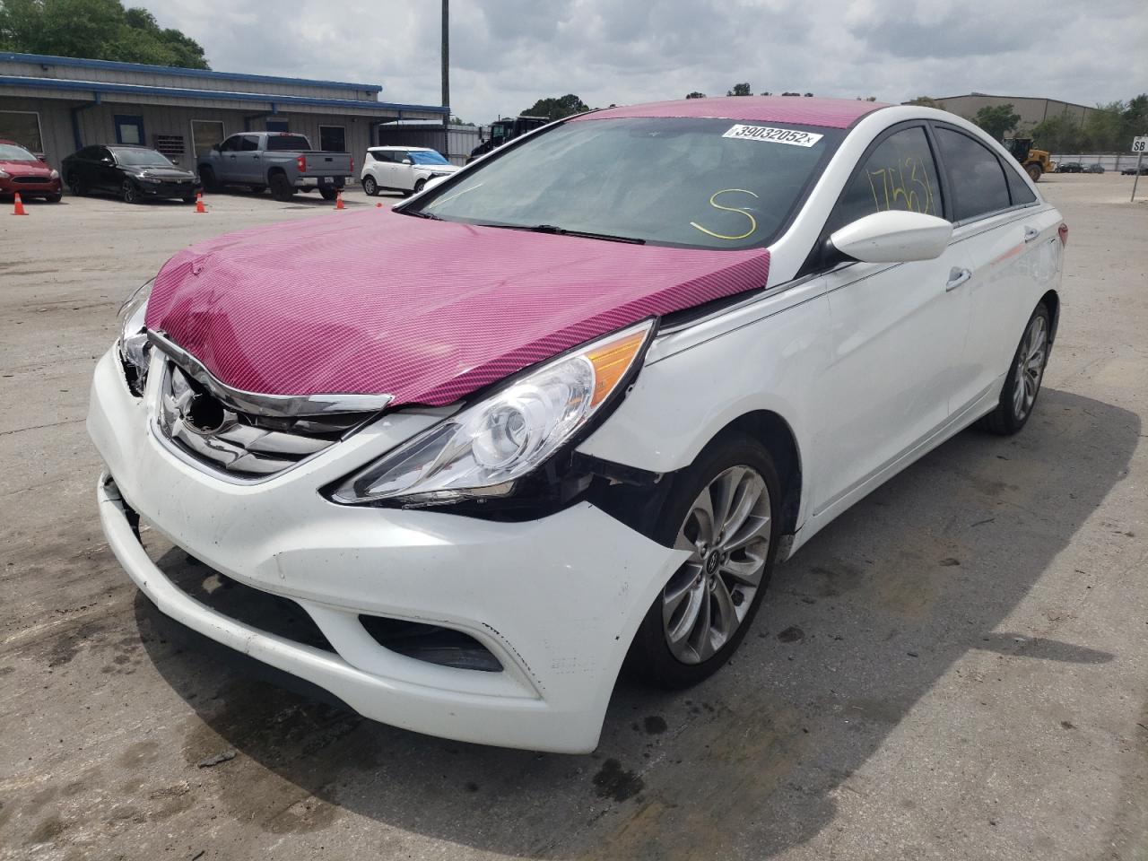 Photo 2 from auction – 2013 HYUNDAI SONATA SE with VIN 5NPEC4AC3DH768822