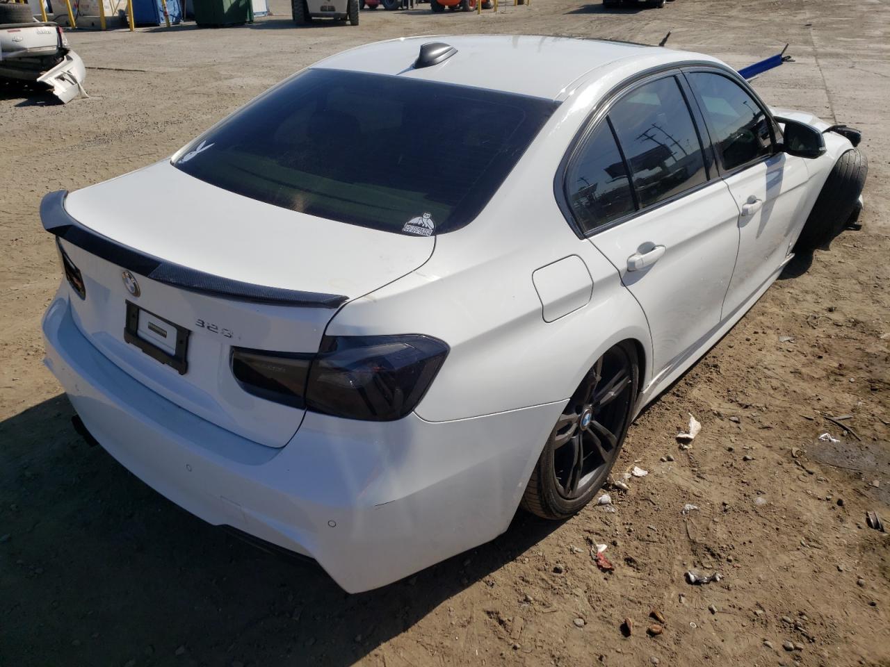 Photo 4 from auction – 2015 BMW 328 I with VIN WBA3A5G54FNS89398