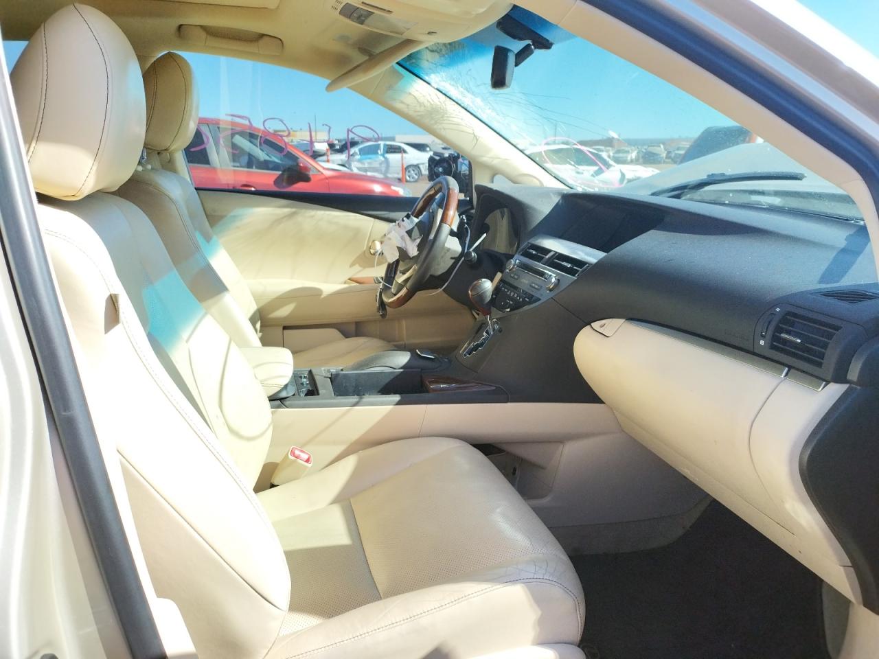 Photo 5 from auction – 2013 LEXUS RX 450 with VIN JTJBC1BA7D2064233
