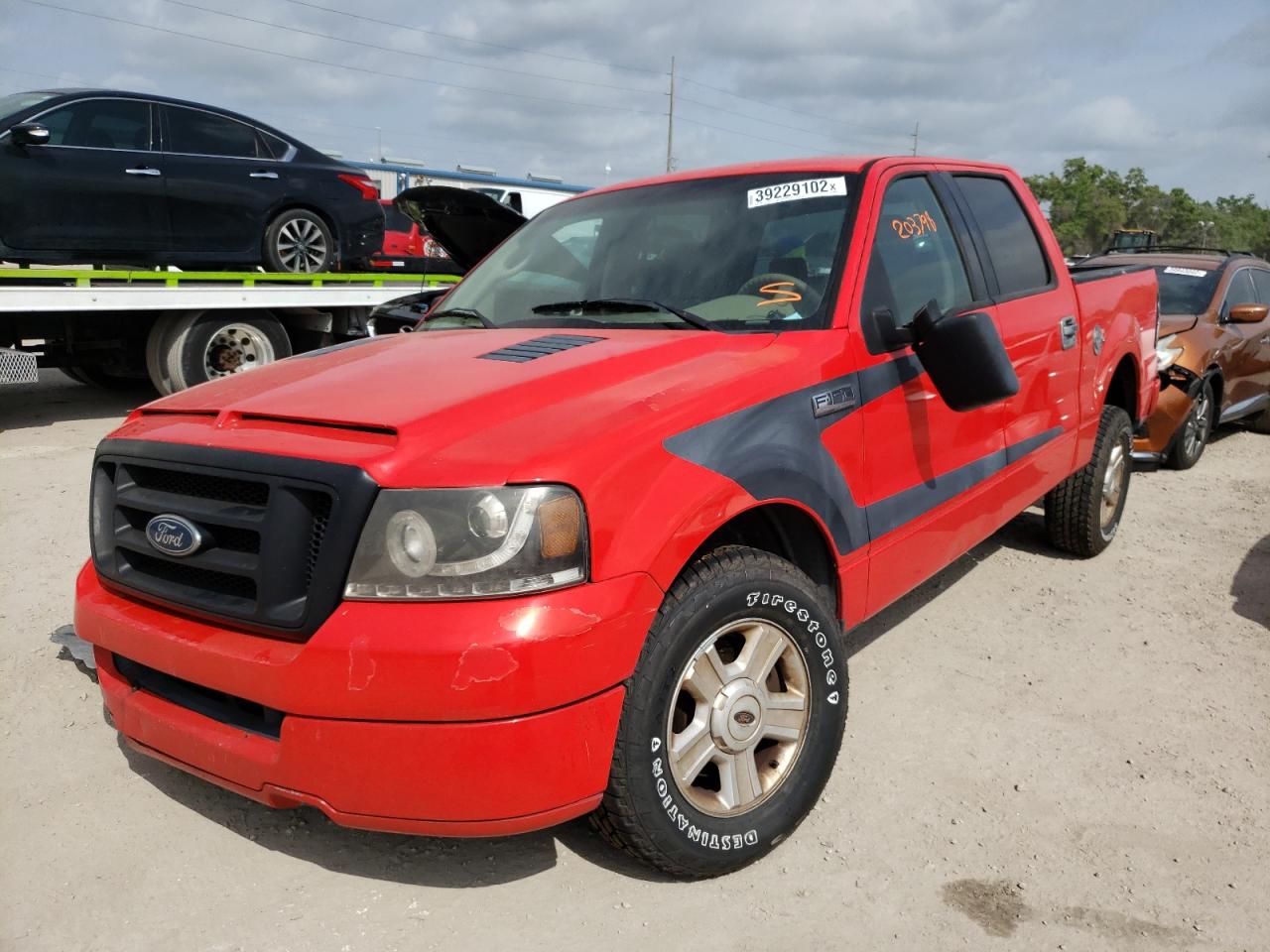 Photo 2 from auction – 2004 FORD F150 SUPER with VIN 1FTRW12W34KD36149